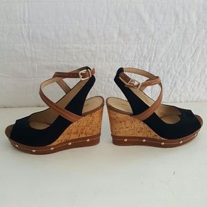 Black tan wedge sandal 7.5 LIKE NEW
